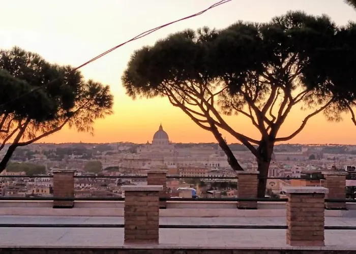 Spanish Steps View דירה