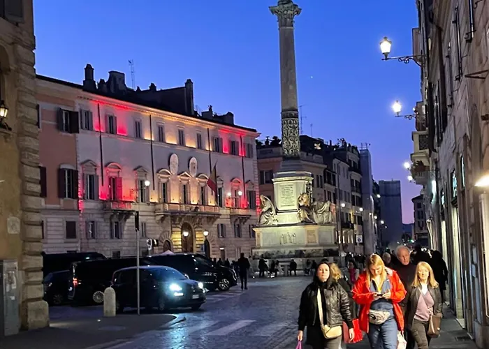 Spanish Steps View דירה